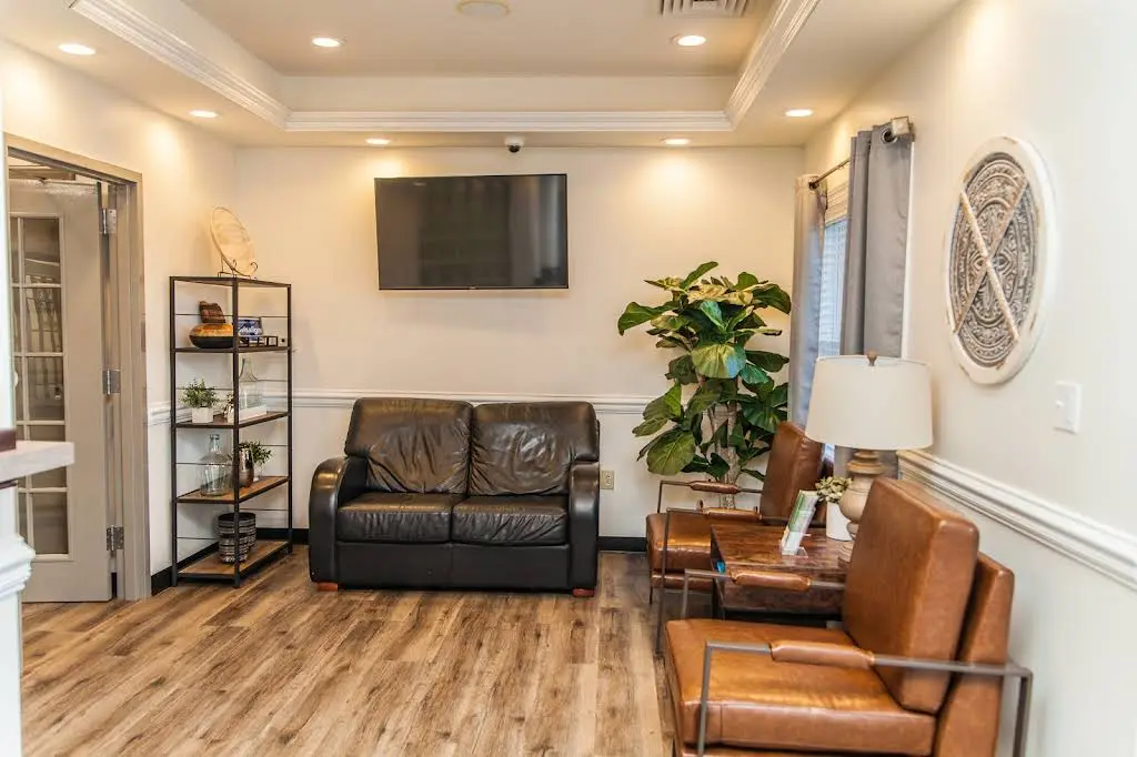 Charles Ashley Mann, DDS & Associates