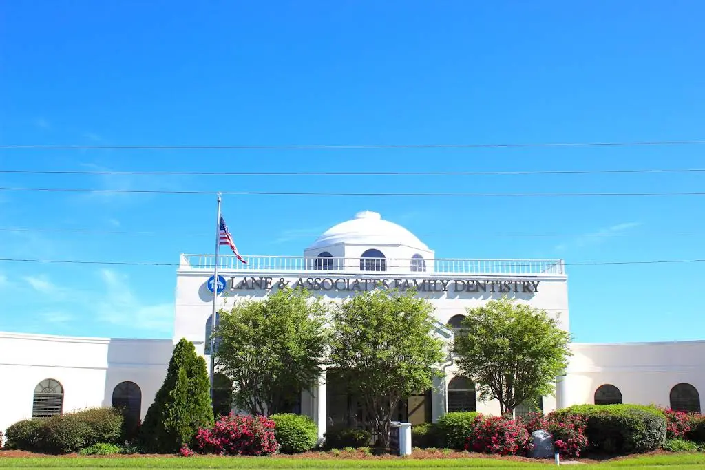 Lane & Associates Family Dentistry - Fuquay Varina