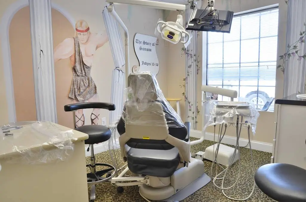 Lane & Associates Family Dentistry - Fuquay Varina