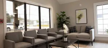 SmileSolution Dental Implant Center