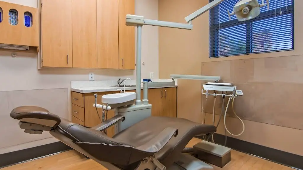 Konikoff Dental Associates General Booth