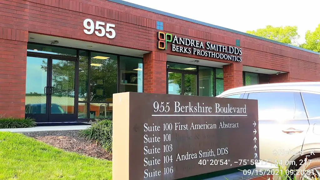 Berks Prosthodontics - Andrea Smith, DDS