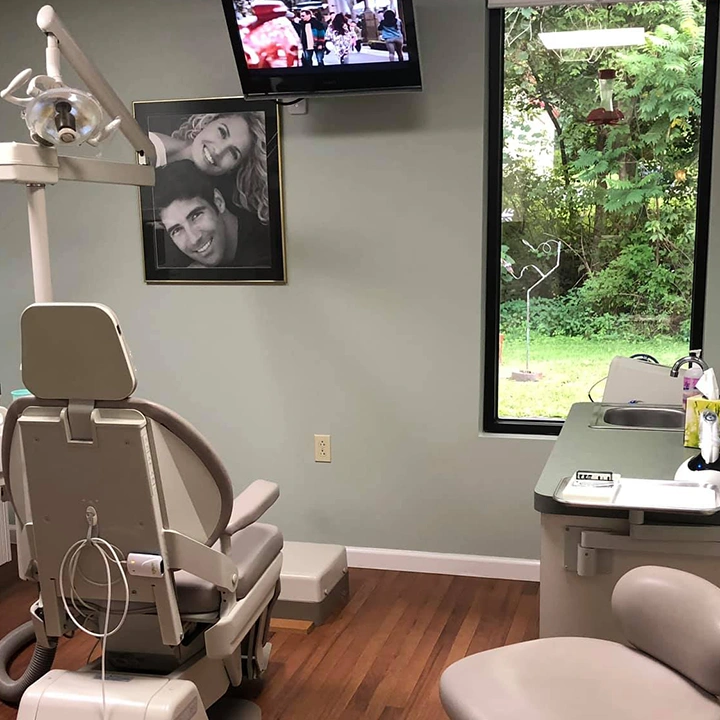Matthew J. Makuta, D.M.D. Family & Cosmetic Dentistry