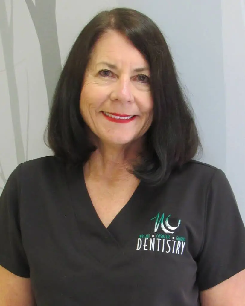 Dr. Carrie Newell DDS / Gary Newell, D.D.S. & Carrie Clarkson, D.D.S.