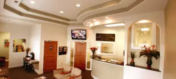Dr. Stelianos A. Bredologos & Dr. Maria Mendrinos, Family and Cosmetic Dentistry