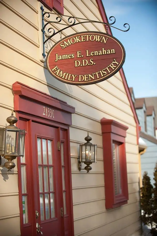 SmokeTown Family Dentistry