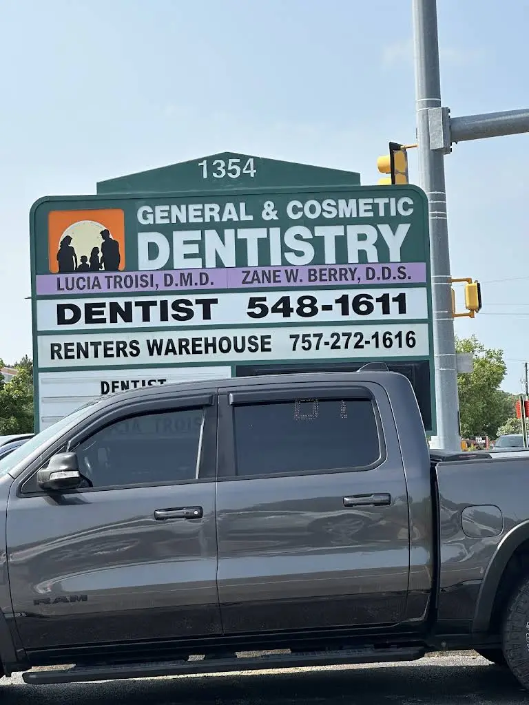 Troisi Dentistry