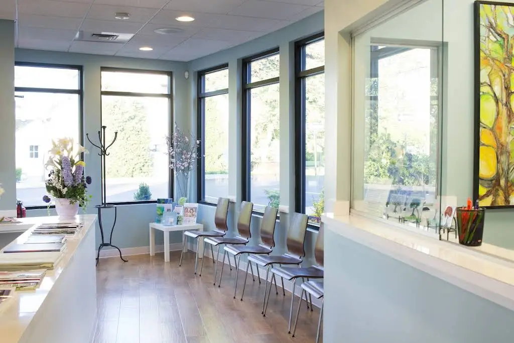 Family Dentist - Dr. Yooson Kim