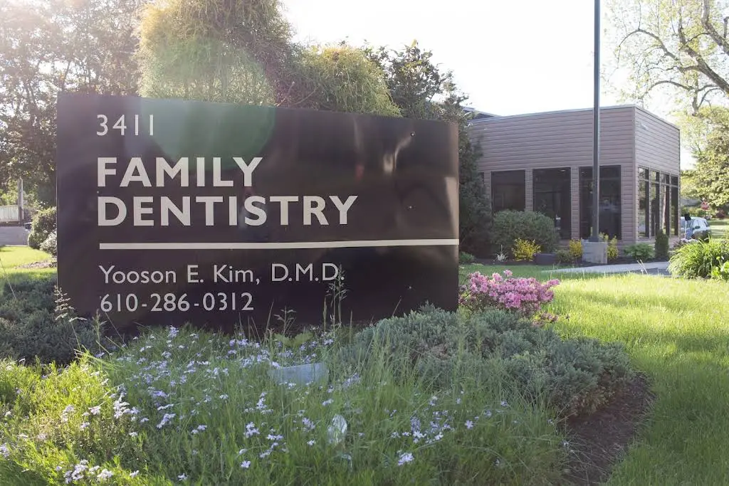 Family Dentist - Dr. Yooson Kim