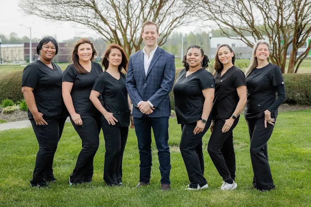 Chesapeake Family and Implant Dentistry - Dr. Harry Squire