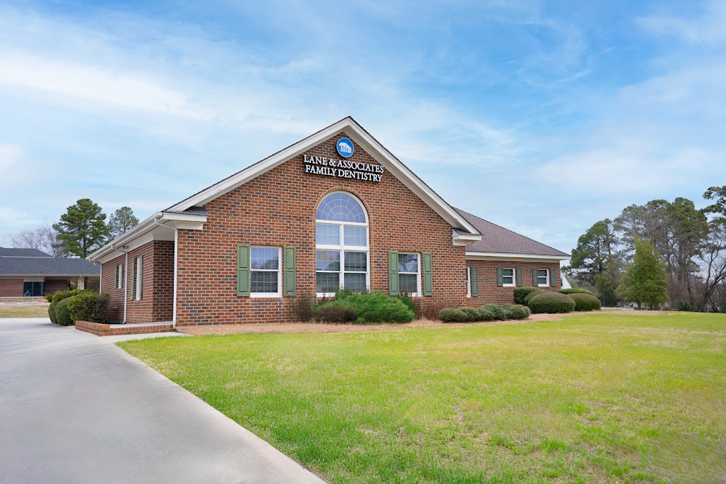 Lane & Associates Family Dentistry - Clinton