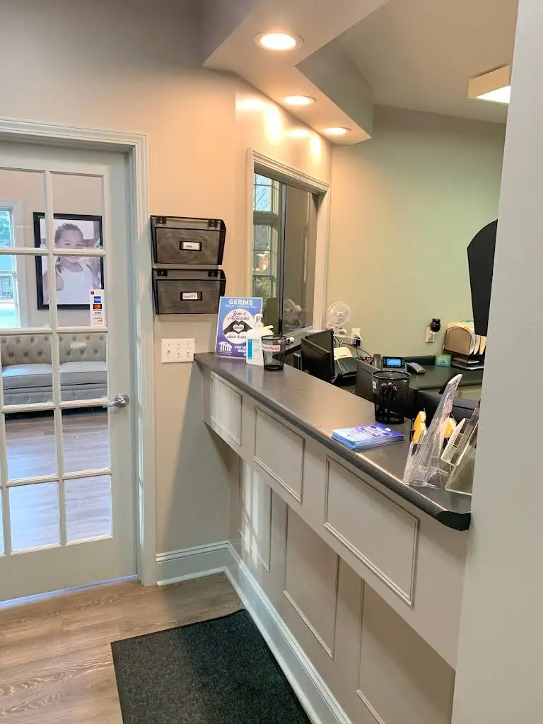 Lane & Associates Family Dentistry - Clinton