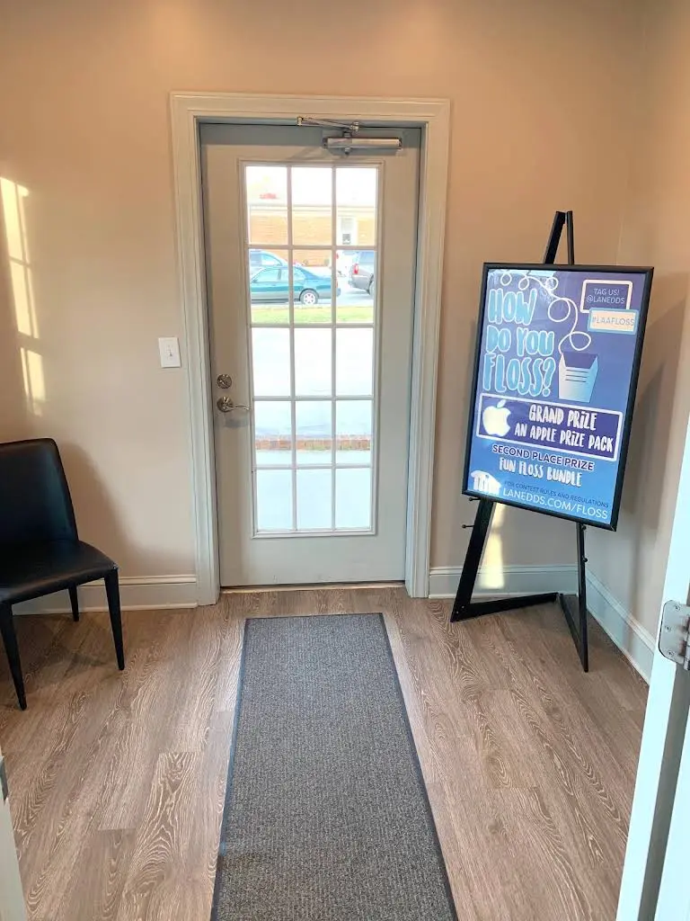 Lane & Associates Family Dentistry - Clinton