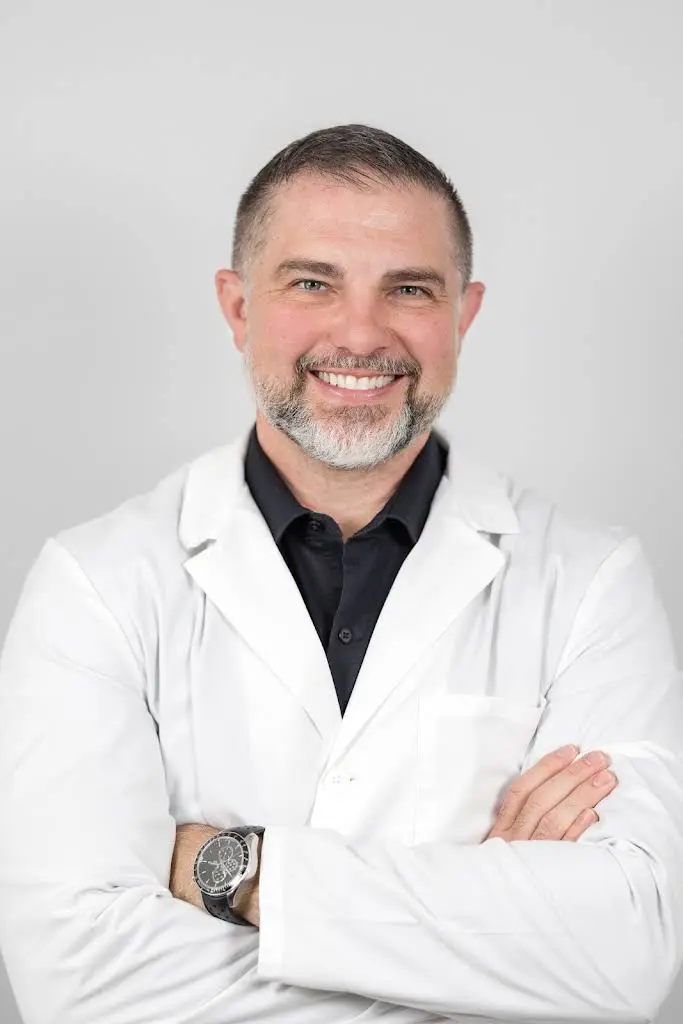 The Comfort Dentist - Wesley P. Kandare, DDS