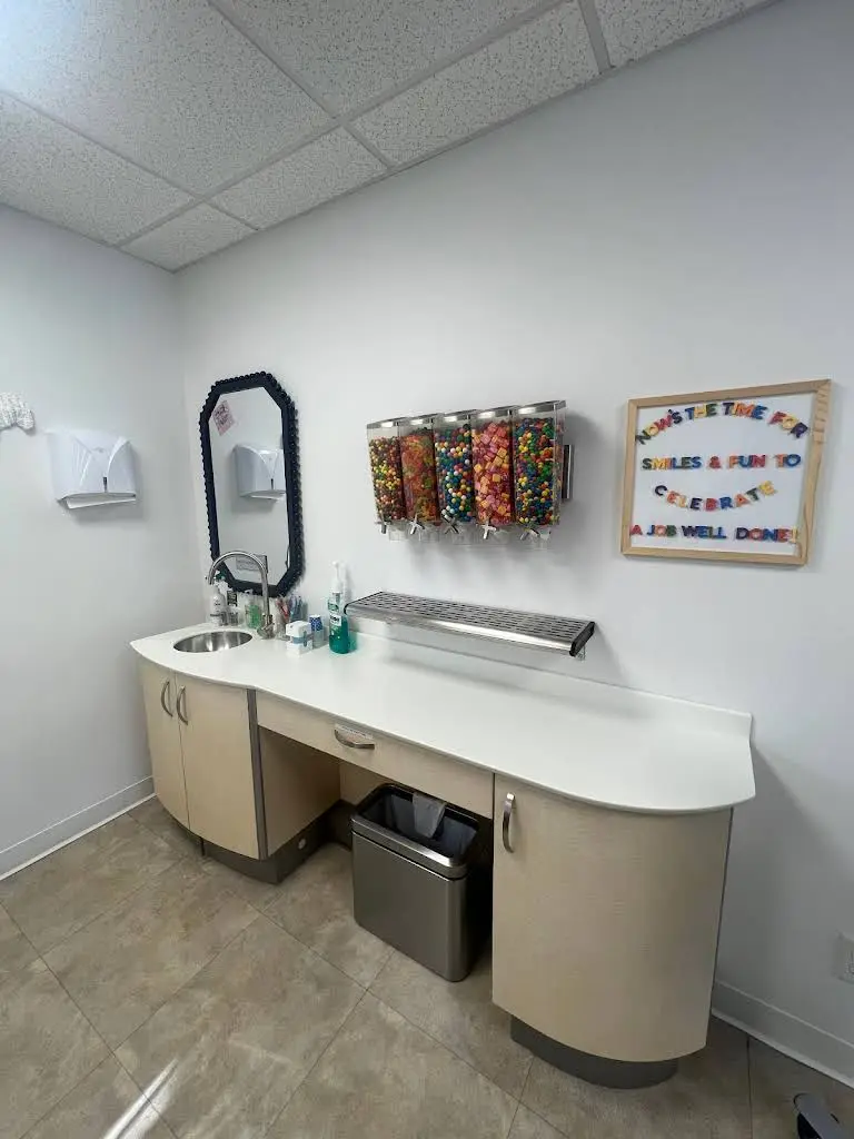 Dr. Sarah Orthodontics & Aesthetics