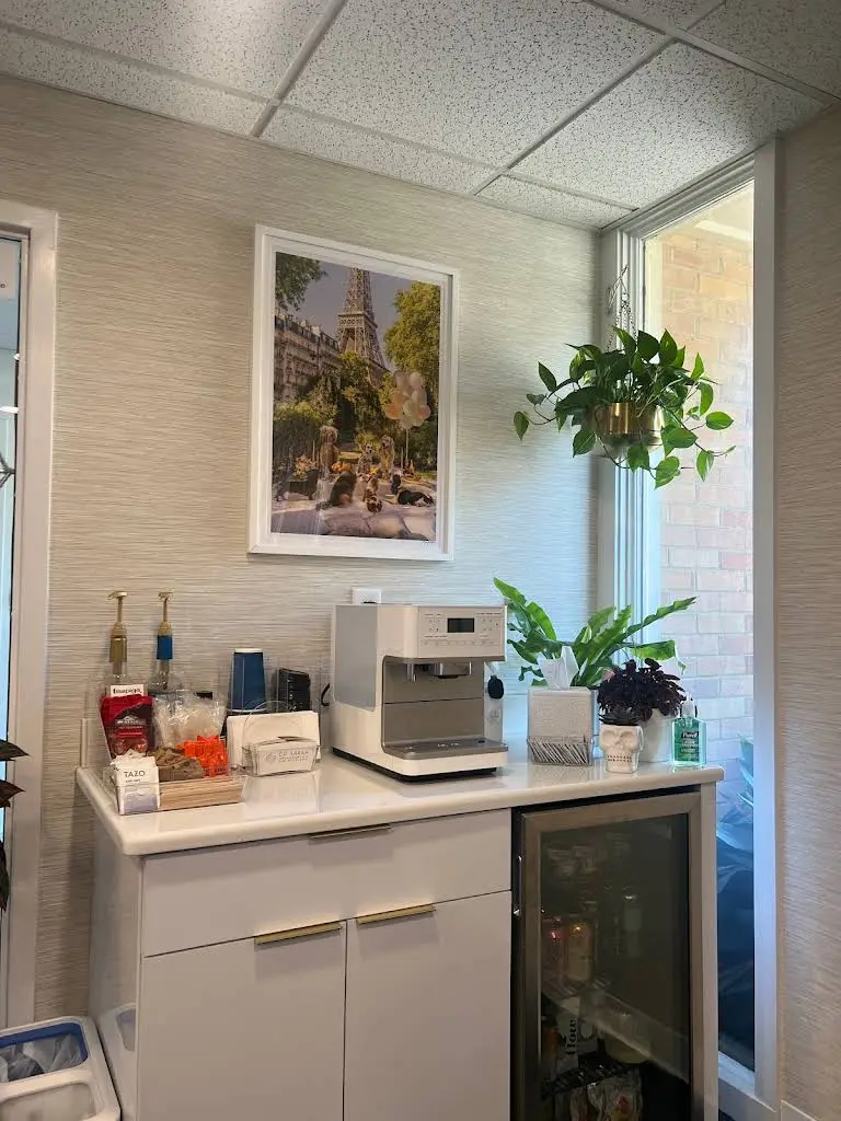 Dr. Sarah Orthodontics & Aesthetics