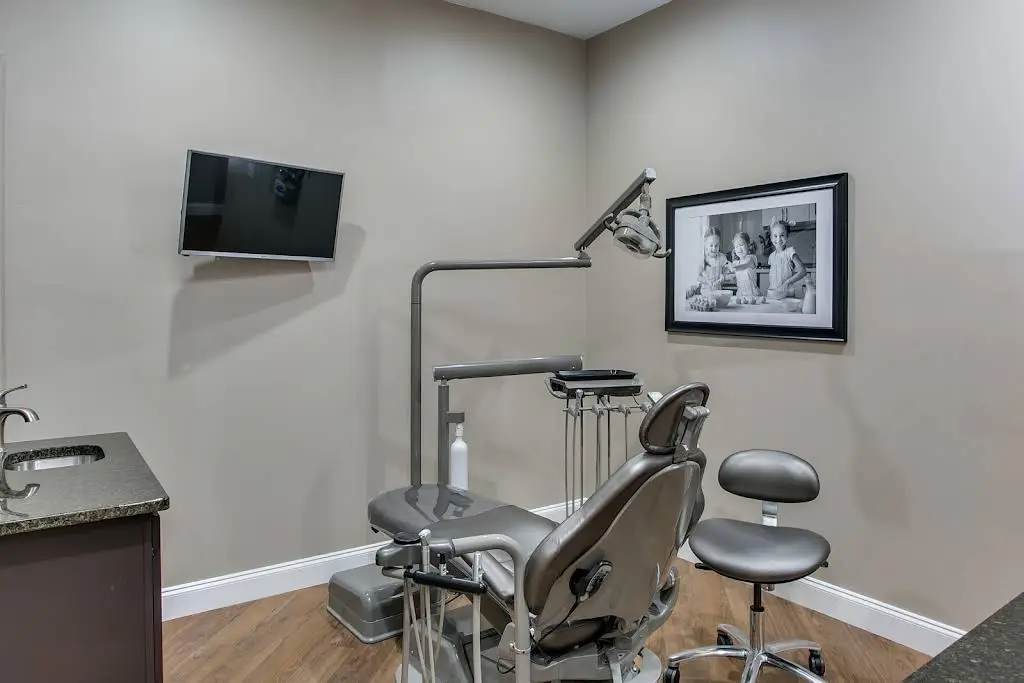 Lane & Associates Family Dentistry - Southern Pines