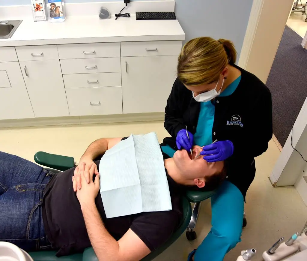Knowlton Dental Associates