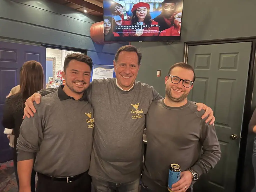 Dr. Loren J. Grossman, Dr. Steven Hippeli & Dr. Dan Ritz - Kingston PA Dentists