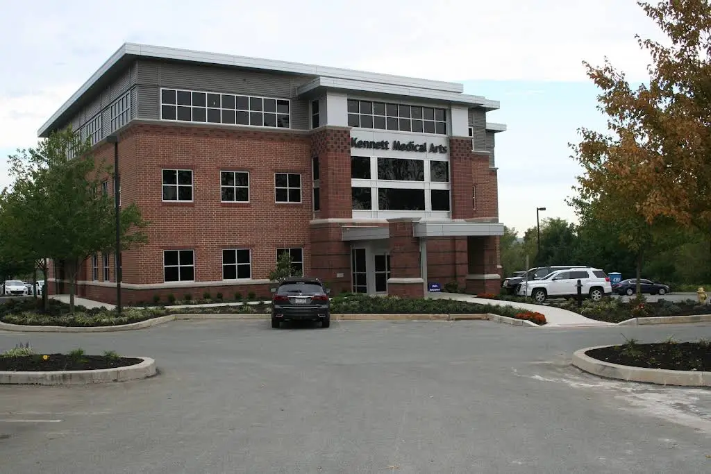 C Christian Franck Dental - Professional dental clinic exterior with modern facilities
