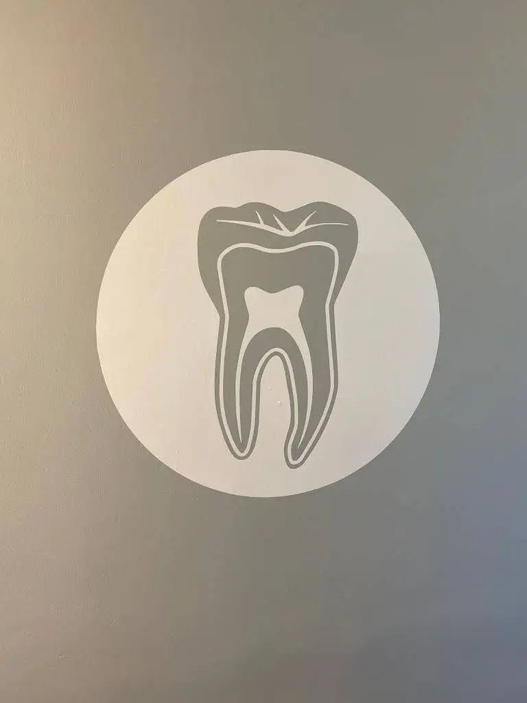 Cosmetic & Natural Dentistry