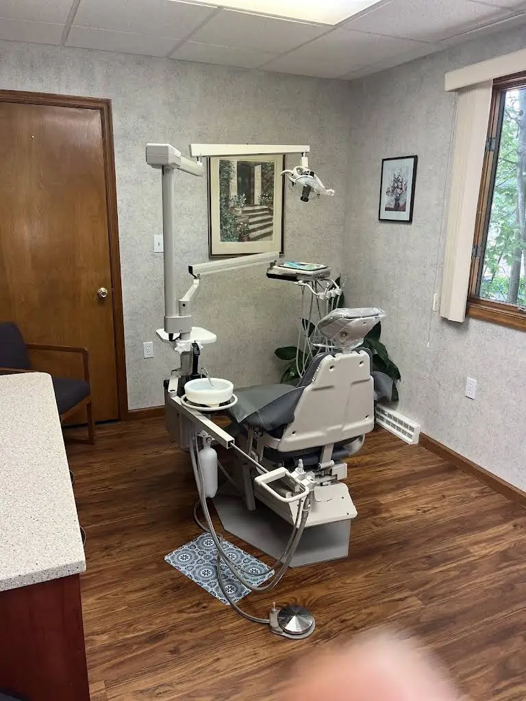 Taylor Family Dental - Professional dental clinic exterior with modern facilities