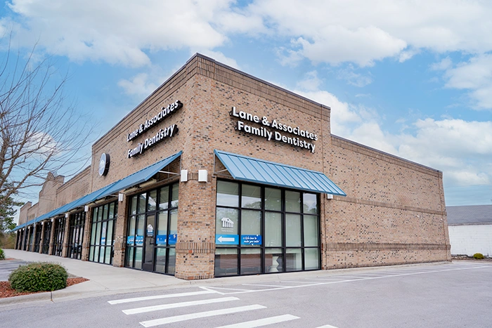 Lane & Associates Family Dentistry - Jacksonville - Professional dental clinic exterior with modern facilities