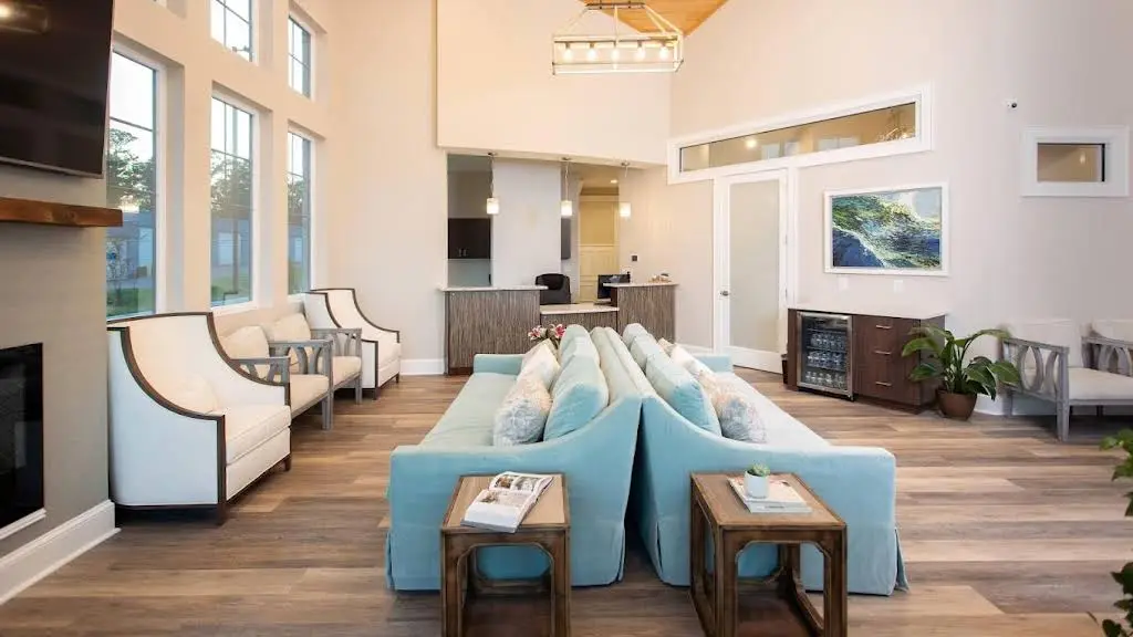 Pierpan Family Dentistry - Professional dental clinic exterior with modern facilities