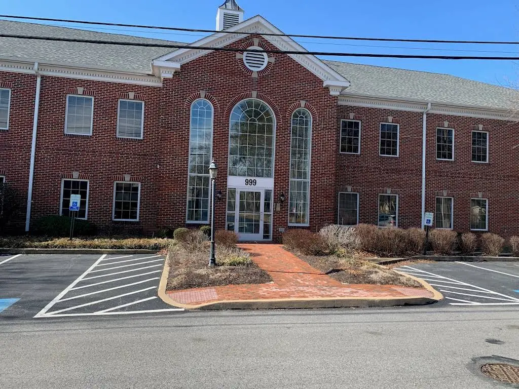 Maple Knoll Dental LLC - Professional dental clinic exterior with modern facilities