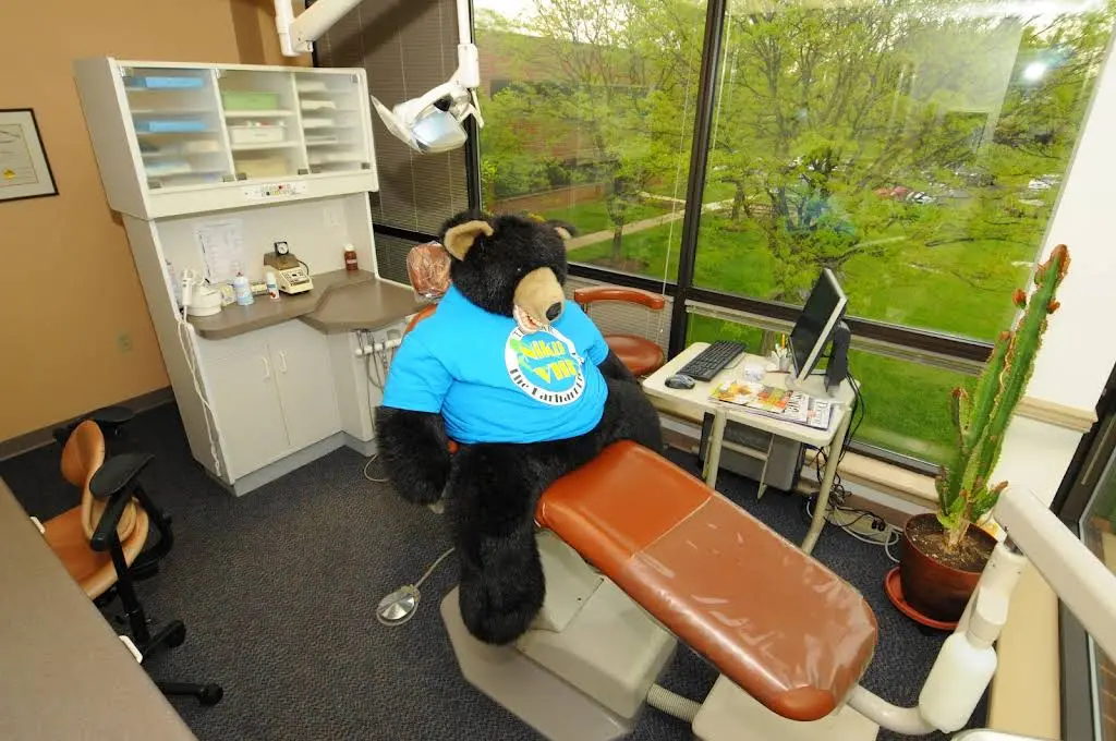Dr. Victor L. Gregory Jr. Family & Cosmetic Dentistry