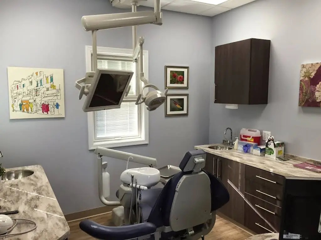 North Bridge Dental - Professional dental clinic exterior with modern facilities