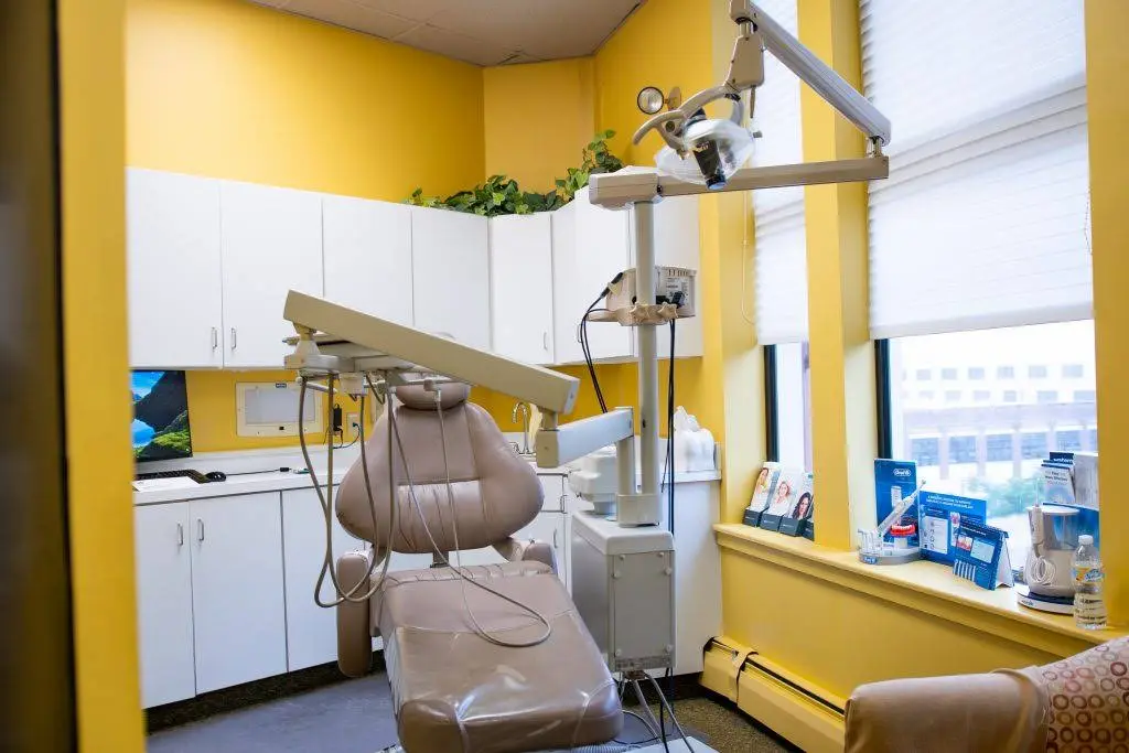Mini Dental Implant Centers of America - Professional dental clinic exterior with modern facilities