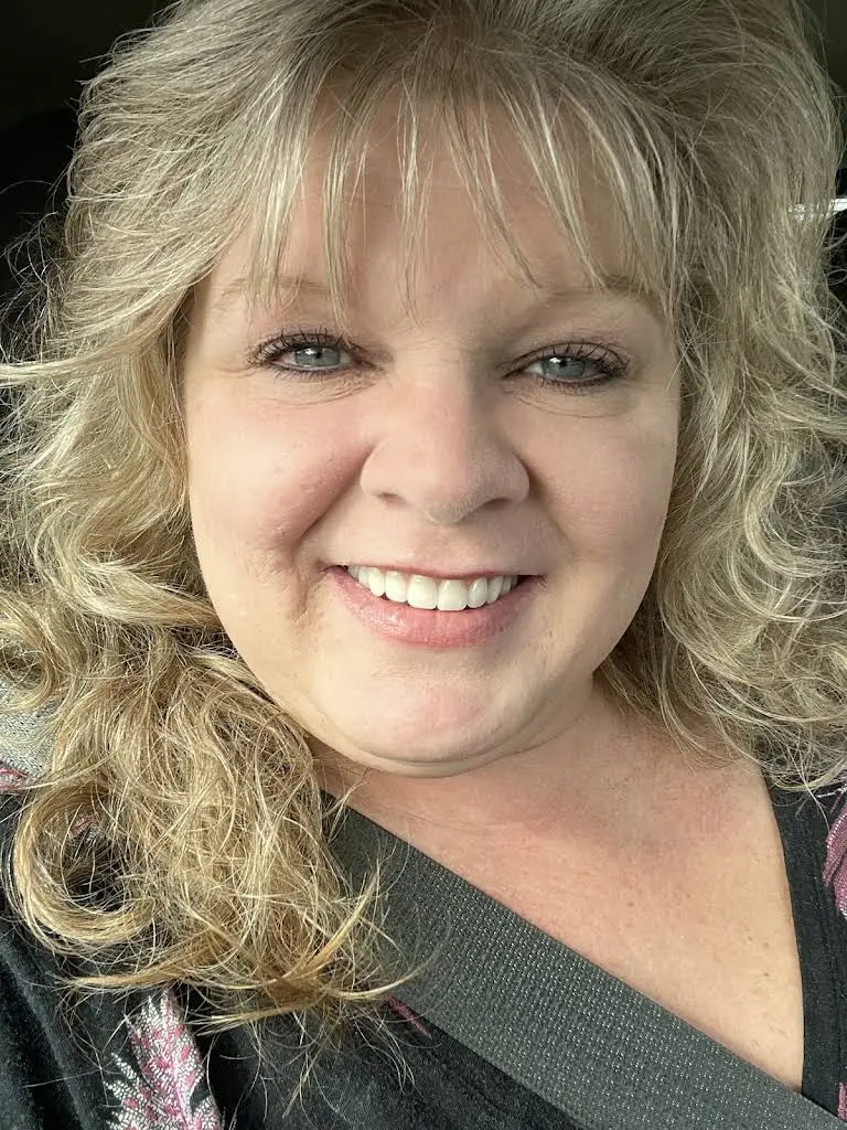 Edwards Dentures and Implants