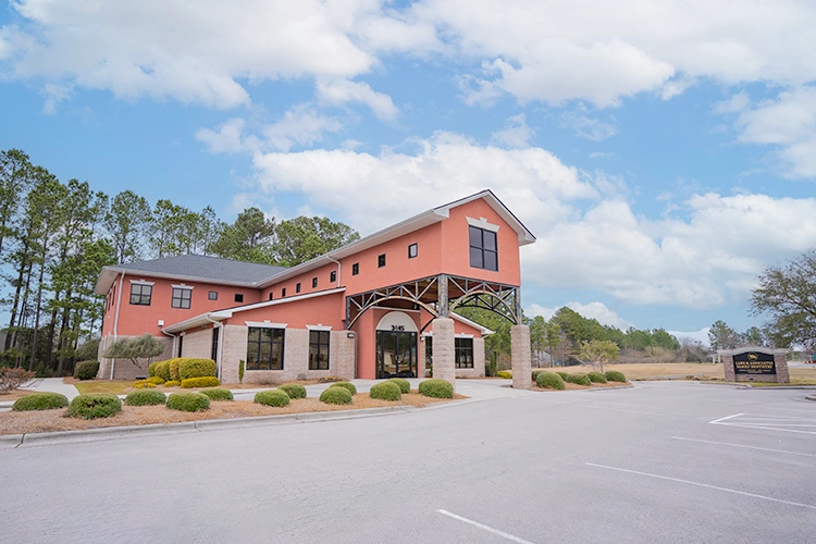 Lane & Associates Family Dentistry - Jacksonville - Professional dental clinic exterior with modern facilities