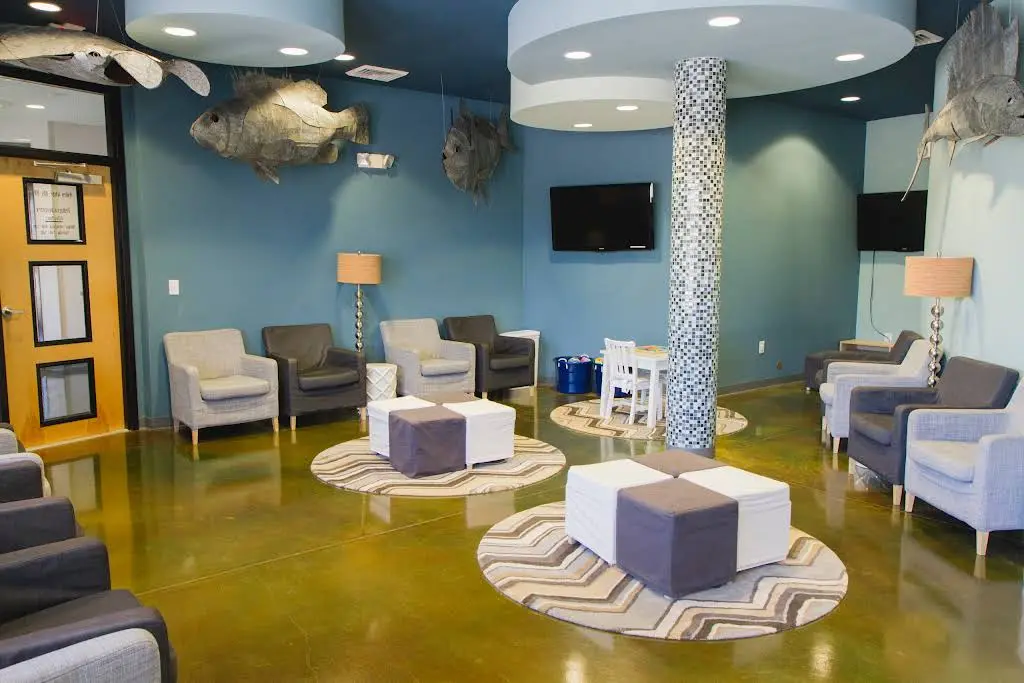Lume Pediatric Dentistry & Orthodontics - Professional dental clinic exterior with modern facilities