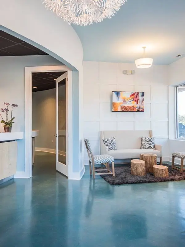 Seaside Family & Cosmetic Dentistry: Lauren Francis, DMD
