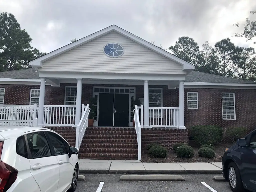 Carter & Hoff Dentistry - Professional dental clinic exterior with modern facilities