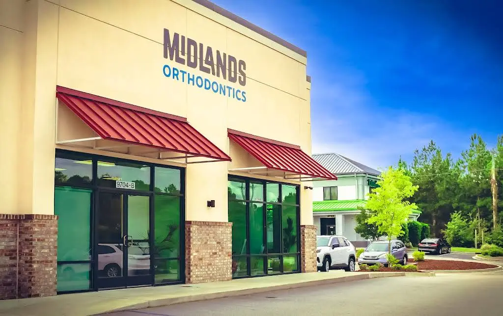 Midlands Orthodontics - Professional dental clinic exterior with modern facilities