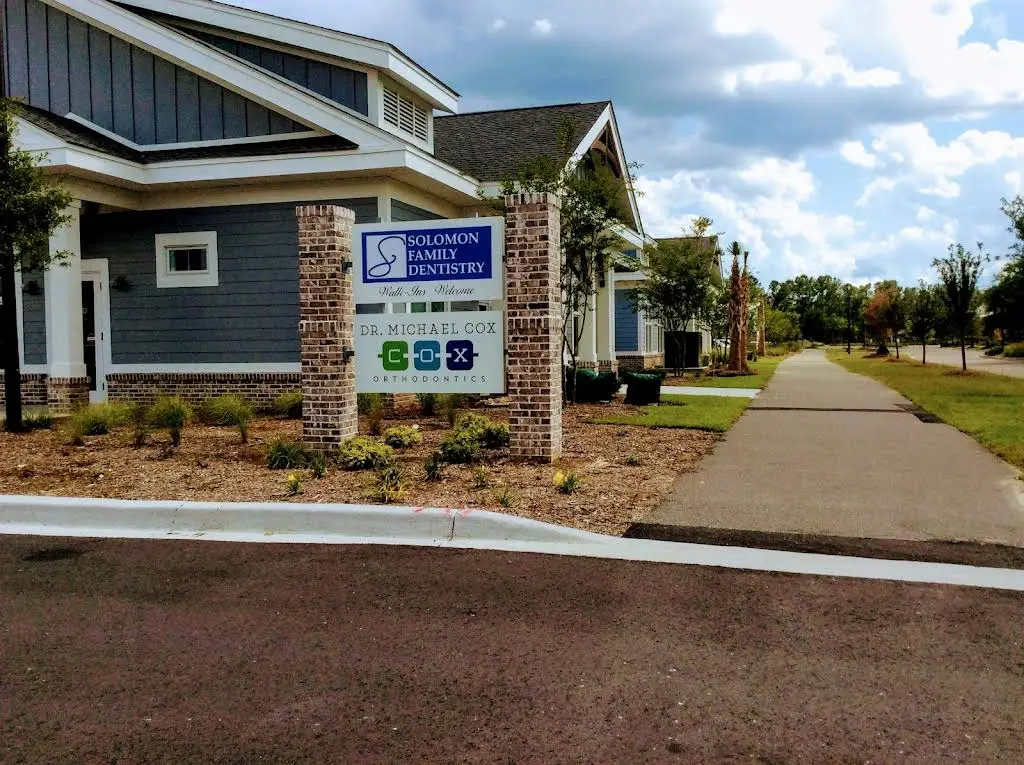 Solomon Family Dentistry Carnes Crossroads