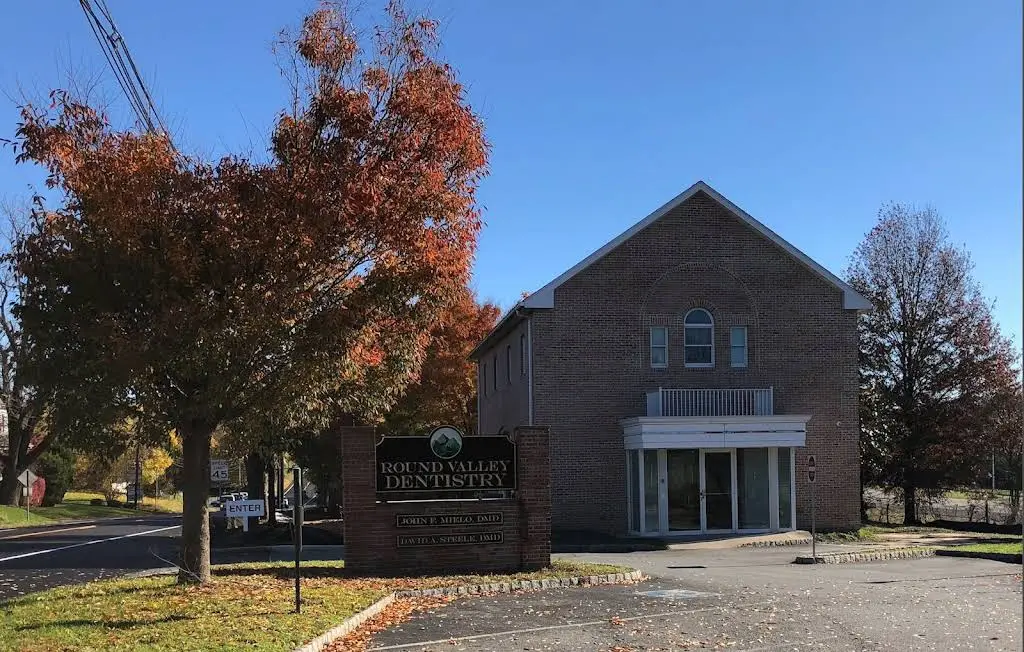 Round Valley Family Dentistry - Professional dental clinic exterior with modern facilities