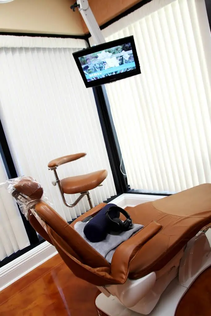 Dunes Dental Services Inc