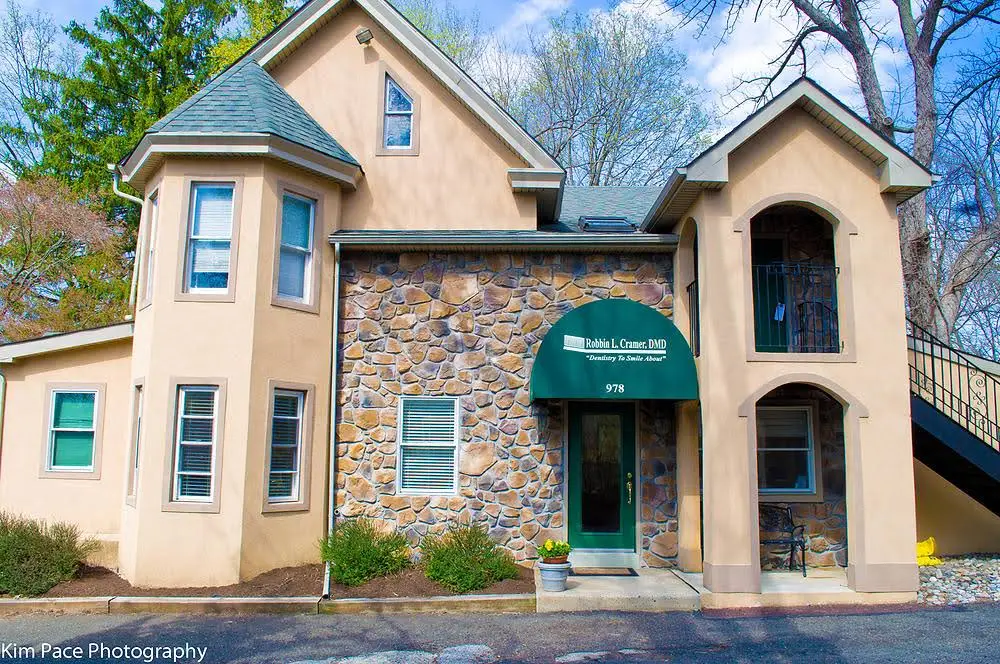 Cramer Dental - Professional dental clinic exterior with modern facilities