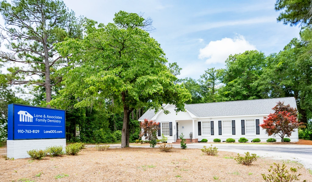 Lane & Associates Family Dentistry - Wilmington - Professional dental clinic exterior with modern facilities