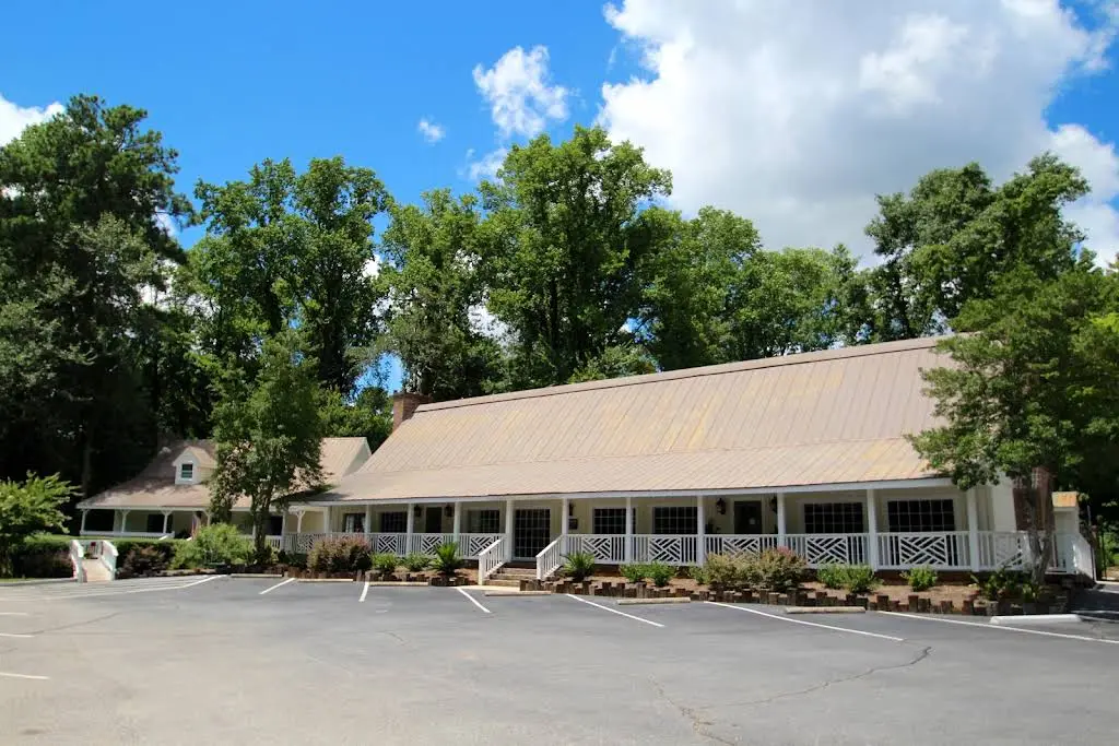 Crescent Family and Cosmetic Dentistry