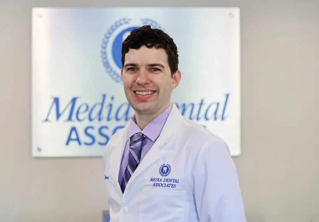 Media Dental Associates
