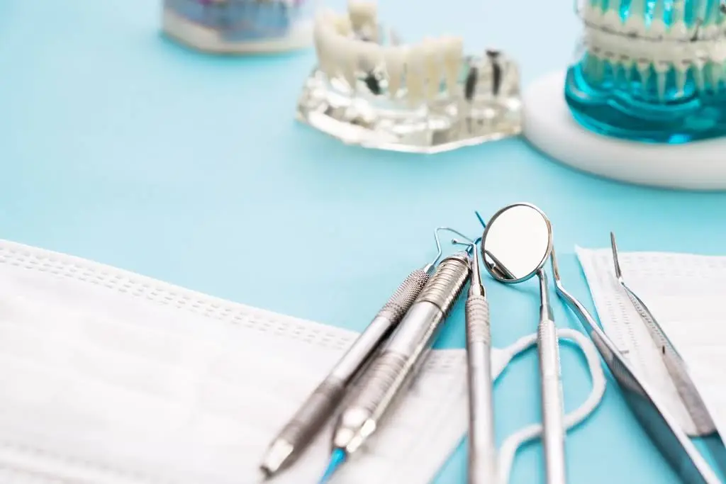 Edward S. Yalisove Dental - Professional dental clinic exterior with modern facilities