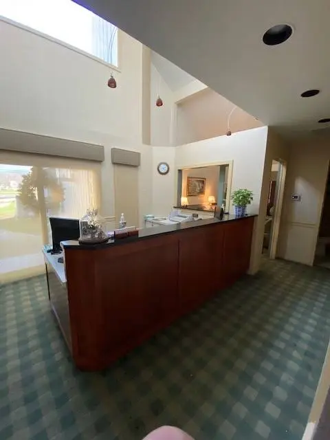 Russell J. Tibbetts DDS - Wilmington Dentist - Professional dental clinic exterior with modern facilities