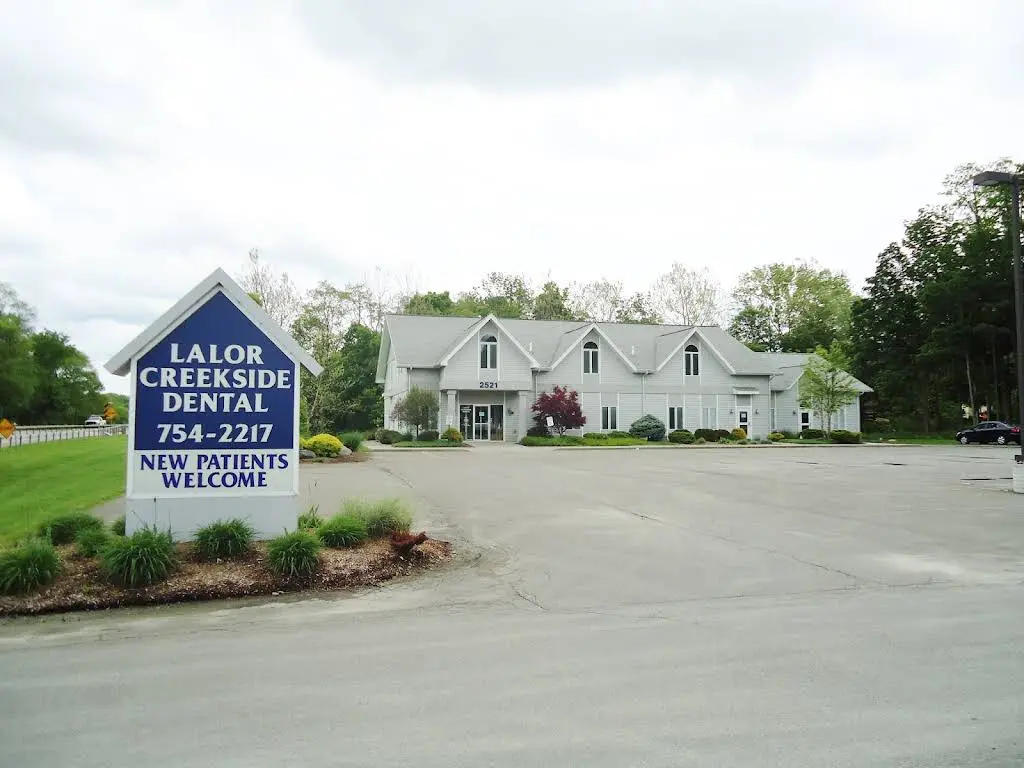 Lalor Creekside Dental - Professional dental clinic exterior with modern facilities
