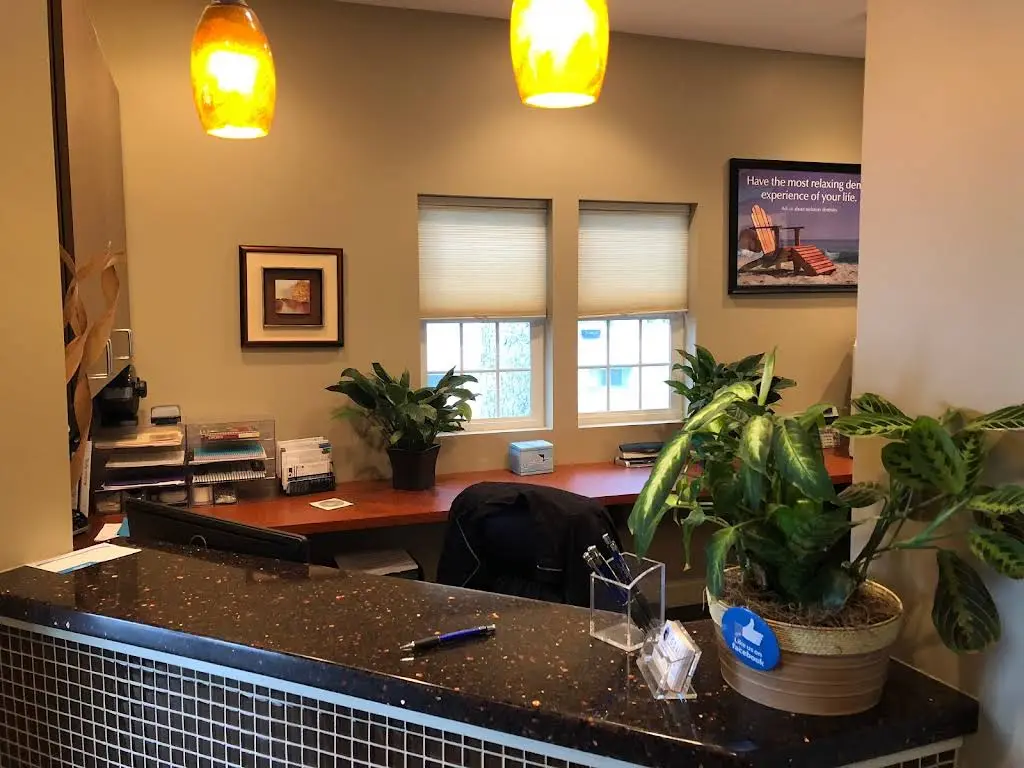 New York Dental Implants - Professional dental clinic exterior with modern facilities