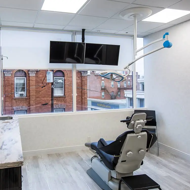 Somerset Oral & Maxillofacial Surgery Group and Dental Implants - Professional dental clinic exterior with modern facilities